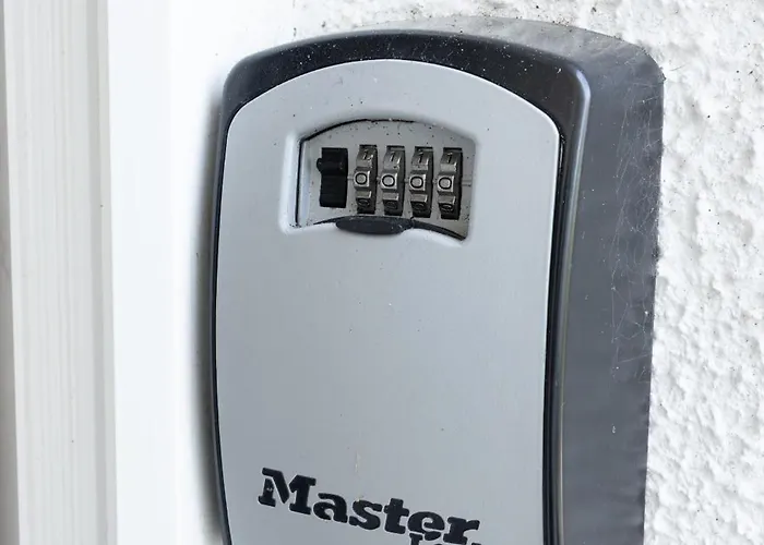 Дом отдыха Brielle House *